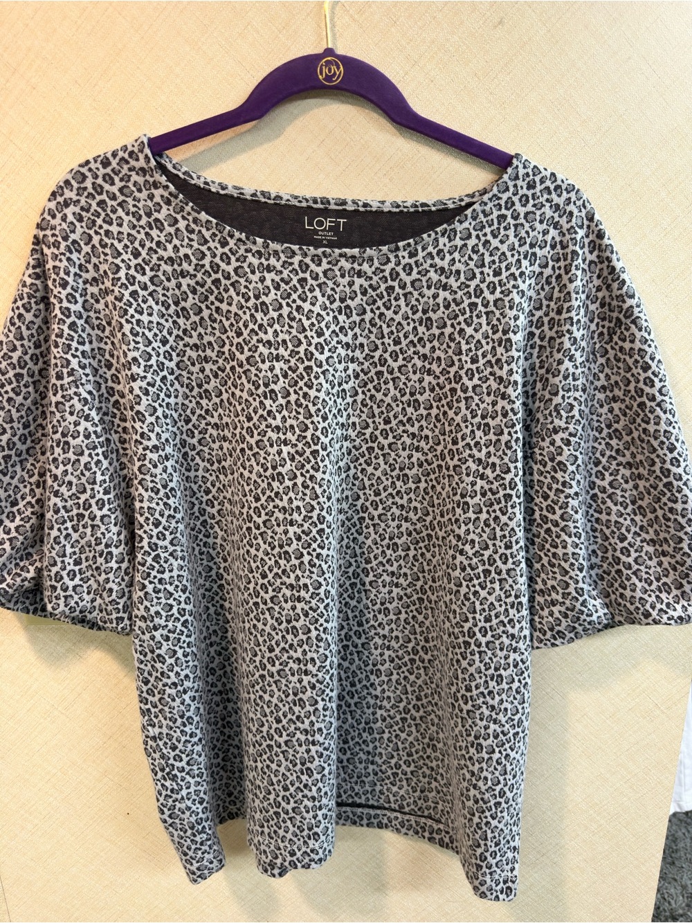 LOFT Gray and Black Leopard Print Short Sleeve Tee